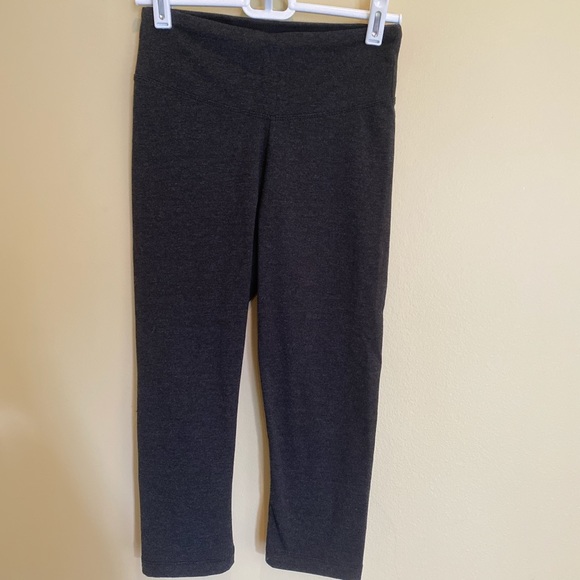 Marika Pants - Marika cropped dark grey leggings